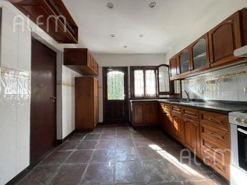 Casa de 3 dormitorios en venta en El Ombu