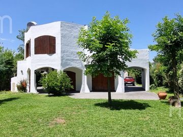 Casa de 3 dormitorios en venta en El Ombu