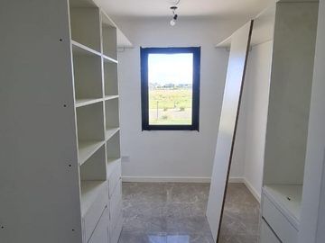 Casa en AREA 1 LOTE INTERNO - San Sebastián