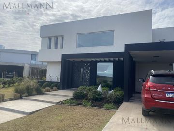 Casa en venta Estancias del Pilar | Mallmann propiedades