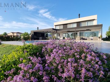 Casa en venta Estancias del Pilar | Mallmann propiedades