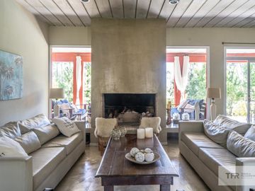 Casa en Alquiler - Barrio Deportivo Lote 190 de Costa Esmeralda - Lote y medio