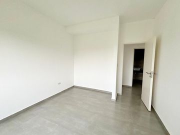VENTA CASA SAN SEBASTIAN AREA 1 COD 1260 - 4 AMBIENTES