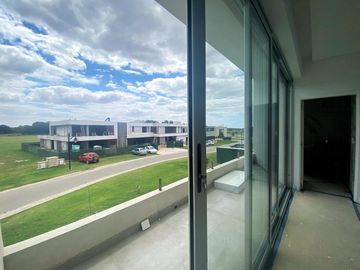 VENTA CASA 1029 M2 CANNING LA PROVIDENCIA