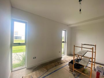 VENTA CASA 1029 M2 CANNING LA PROVIDENCIA