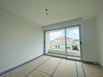 VENTA CASA 1029 M2 CANNING LA PROVIDENCIA