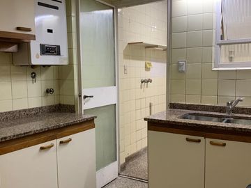 Venta departamento 2 dormitorios - RIOJA 1700