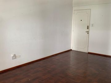 Venta departamento 2 dormitorios - RIOJA 1700
