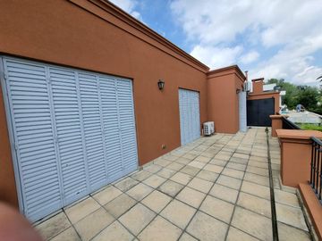 Casa de 7 ambientes en  alquiler en Escobar