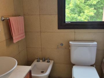 Casa de 7 ambientes en  alquiler en Escobar