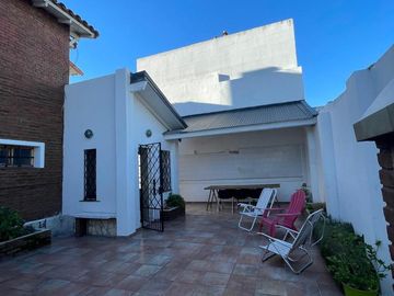Casa  4 AMB EN EXELENTE ESTADO APTO CREDITO