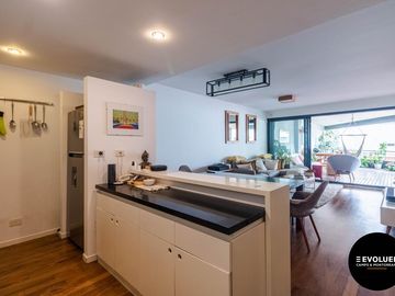 Venta depto 3 ambientes, balcón terraza y cochera fija en Palermo.