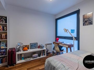 Venta depto 3 ambientes, balcón terraza y cochera fija en Palermo.