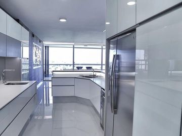 Departamento en venta Villa Belgrano 2 dormitorios 3 baños 3 cocheras con pileta y balcón
