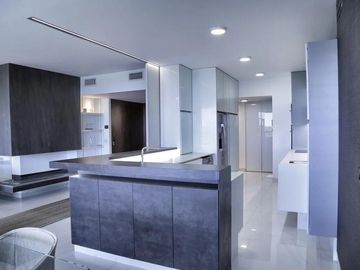 Departamento en venta Villa Belgrano 2 dormitorios 3 baños 3 cocheras con pileta y balcón