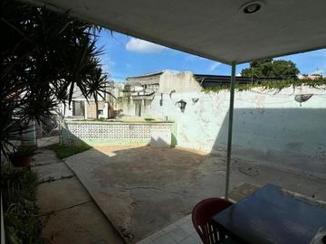 Venta de casa de 4 Habitaciones para Habitar en García Gineres