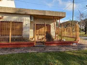 Casa tipo en excelente ubicación