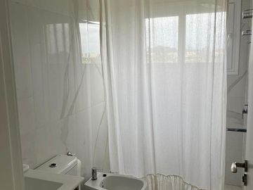 Venta Departamento Pilará, 3 ambientes, 2 cocheras, vista golf, Town House, La Calesa