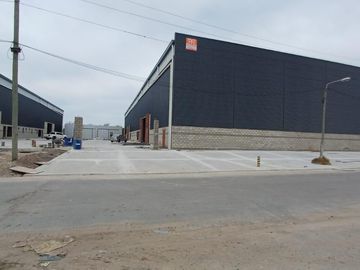 Galpón en Paque Industrial Tecnológico Quilmes