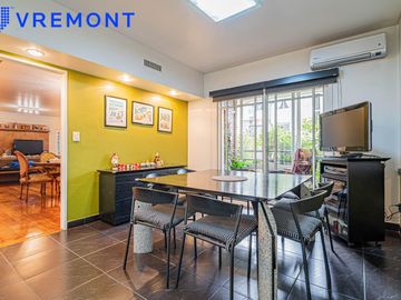 Formosa al 200  Piso 5 ambientes con dependencia en venta en Caballito con 2 cocheras
