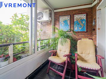 Formosa al 200  Piso 5 ambientes con dependencia en venta en Caballito con 2 cocheras