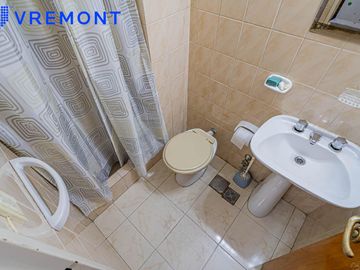 Formosa al 200  Piso 5 ambientes con dependencia en venta en Caballito con 2 cocheras
