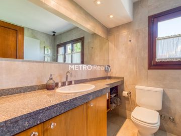 Casa en Venta en Lote Interno en Mayling Club De Campo