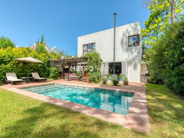 Casa en Venta en Lote Interno en Mayling Club De Campo