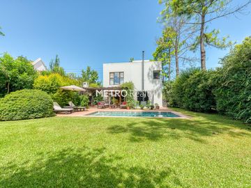 Casa en Venta en Lote Interno en Mayling Club De Campo