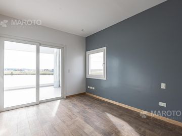CASA EN VENTA EN BARRIO PUERTOS - MAROTO PROPIEDADES