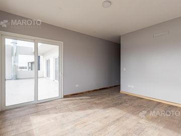 CASA EN VENTA EN BARRIO PUERTOS - MAROTO PROPIEDADES