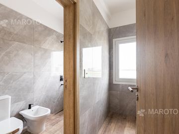 CASA EN VENTA EN BARRIO PUERTOS - MAROTO PROPIEDADES