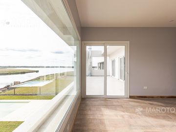 CASA EN VENTA EN BARRIO PUERTOS - MAROTO PROPIEDADES