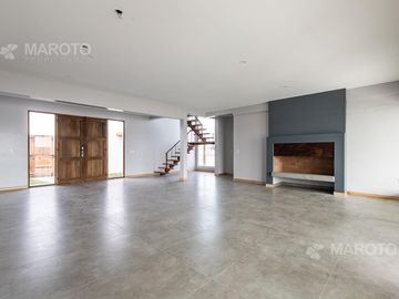 CASA EN VENTA EN BARRIO PUERTOS - MAROTO PROPIEDADES