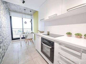Venta Departamento 3 ambientes Coghlan con balcón