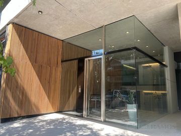Venta Departamento 3 ambientes Coghlan con balcón