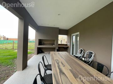 VENTA Y ALQUILER TEMPORARIO DE IMPECABLE CASA EN SAN PABLO CON PISCINA!