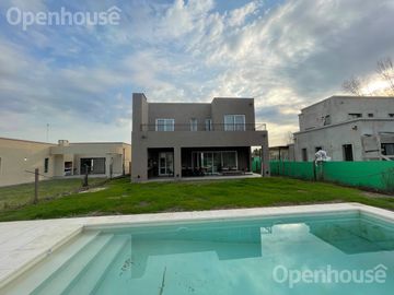 VENTA Y ALQUILER TEMPORARIO DE IMPECABLE CASA EN SAN PABLO CON PISCINA!
