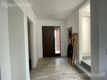 VENTA Y ALQUILER TEMPORARIO DE IMPECABLE CASA EN SAN PABLO CON PISCINA!