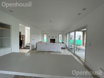 VENTA Y ALQUILER TEMPORARIO DE IMPECABLE CASA EN SAN PABLO CON PISCINA!