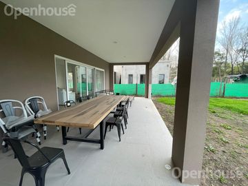 VENTA Y ALQUILER TEMPORARIO DE IMPECABLE CASA EN SAN PABLO CON PISCINA!