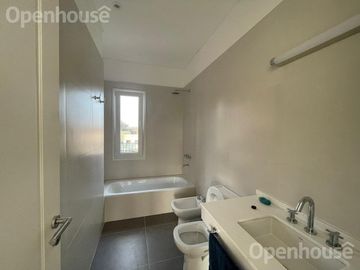 VENTA Y ALQUILER TEMPORARIO DE IMPECABLE CASA EN SAN PABLO CON PISCINA!