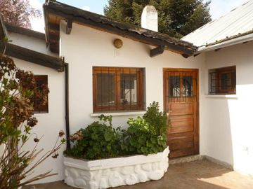 Casa en  centro de El Bolson.