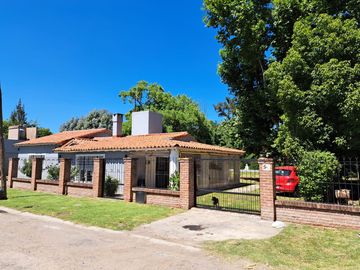 Casa en venta  Tortuguitas 4 ambientes