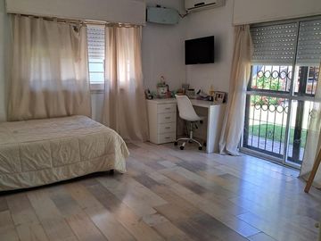 Casa en venta  Tortuguitas 4 ambientes