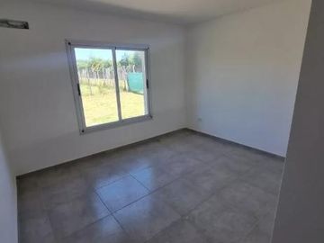 Casa en venta - 2 Dormitorios 2 Baños - Cochera - 530Mts2 - San Ramón, Pilar del Este