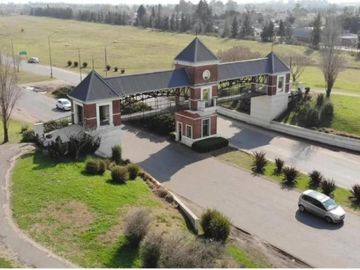 Casa en venta - 2 Dormitorios 2 Baños - Cochera - 530Mts2 - San Ramón, Pilar del Este