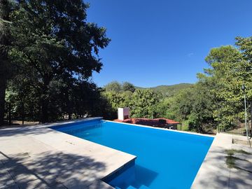 Casa de 3 Dormitorios - Los Aromos - Pileta