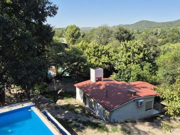 Casa de 3 Dormitorios - Los Aromos - Pileta