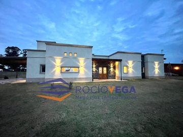 Casa en El Espinillo Golf, Lujan